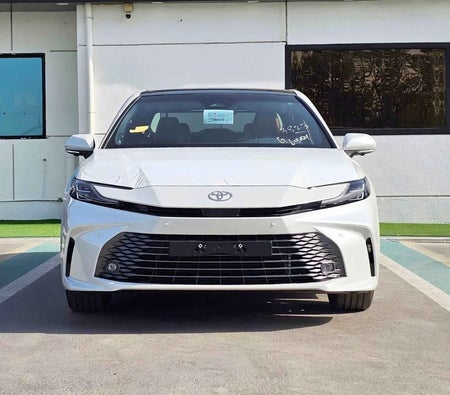 Bianca Toyota Camry 2026