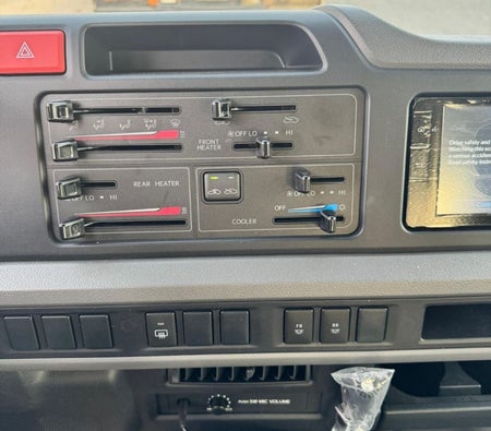 Toyota Coaster 2025, photo 4 of 4