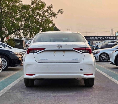 Белый Toyota Corolla 2026 Белый Toyota Corolla 2026