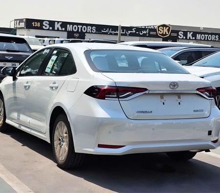 Белый Toyota Corolla 2026 Белый Toyota Corolla 2026