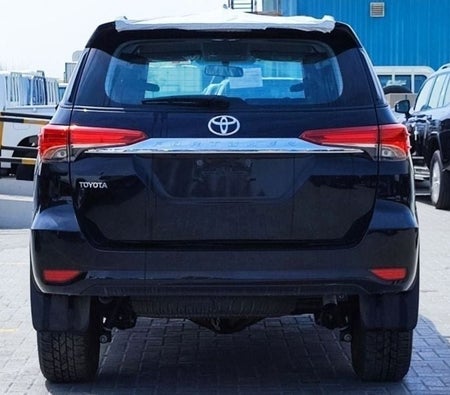 Toyota Fortuner 2025, photo 2 of 4