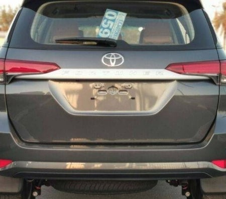 Toyota Fortuner 2025, photo 3 of 4