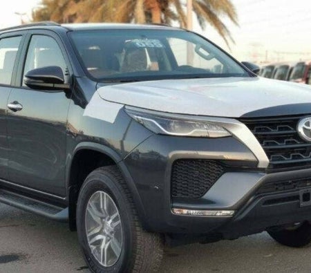 Toyota Fortuner 2025, photo 1 of 4