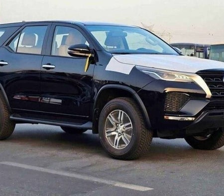 Toyota Fortuner 2025, photo 1 of 4
