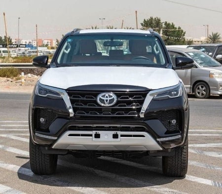 Toyota Fortuner 2025, photo 4 of 4