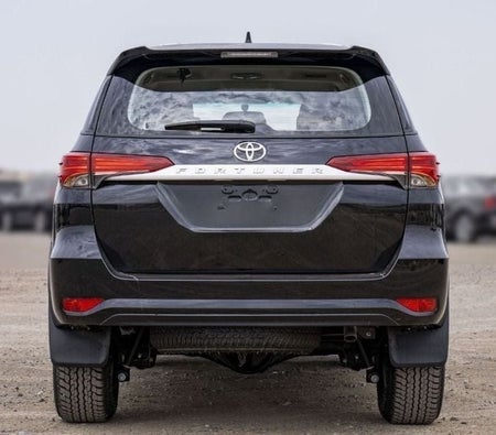 Toyota Fortuner 2026, photo 4 of 4