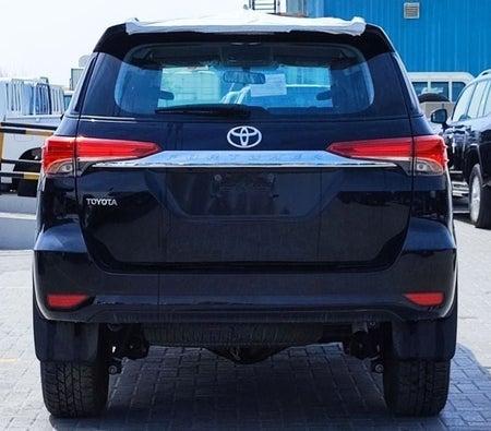 Черный Toyota Fortuner 2026 Черный Toyota Fortuner 2026