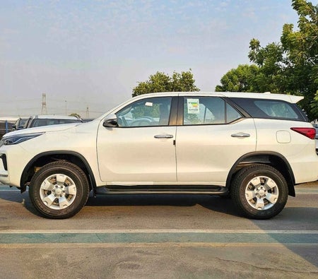 Weiß Toyota Fortuner 2026 Weiß Toyota Fortuner 2026