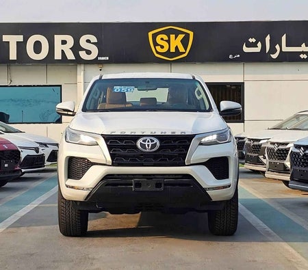 Weiß Toyota Fortuner 2026 Weiß Toyota Fortuner 2026