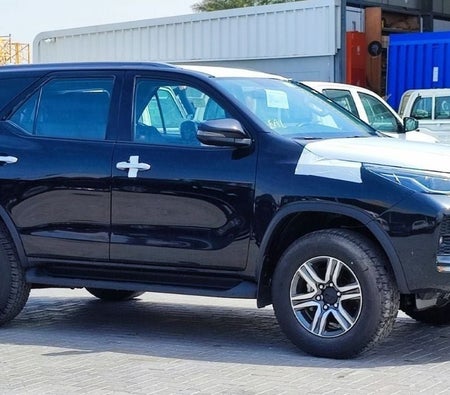 Nero Toyota Fortuner 2026