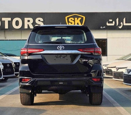 Schwarz Toyota Fortuner 2026 Schwarz Toyota Fortuner 2026
