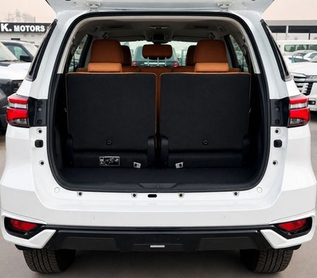 Weiß Toyota Fortuner 2026 Weiß Toyota Fortuner 2026