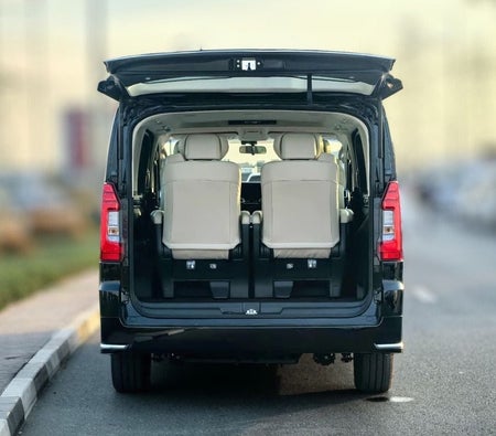 Bianca Toyota Granvia 2025 Bianca Toyota Granvia 2025