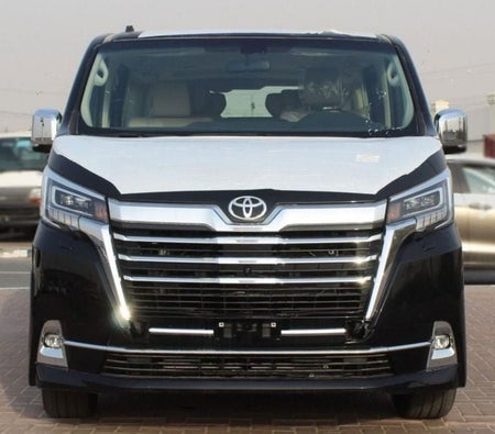 Toyota Granvia 2026, photo 3 of 4