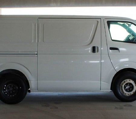 Toyota Hiace 2023, photo 4 of 4