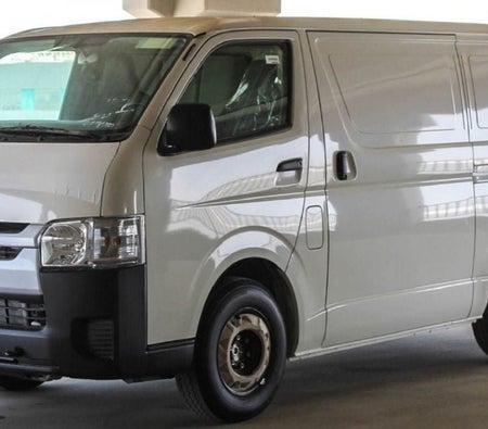 Toyota Hiace 2023, photo 3 of 4