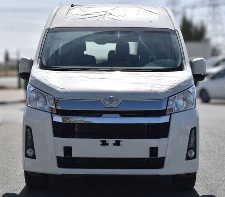 Toyota Hiace 2023, photo 1 of 4