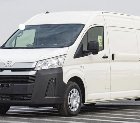 Toyota Hiace 2023, photo 1 of 4