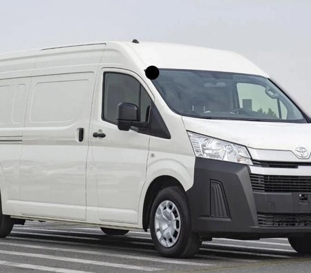 Toyota Hiace 2023, photo 3 of 4