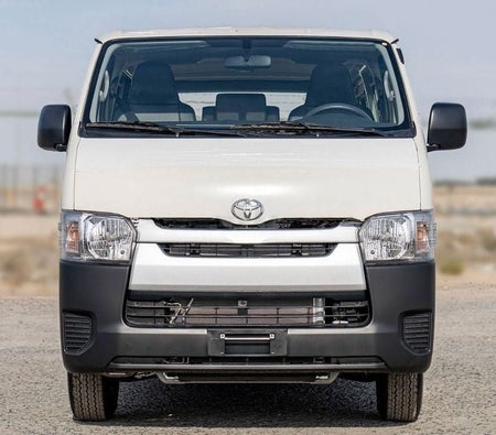 Toyota Hiace 2024, photo 2 of 4