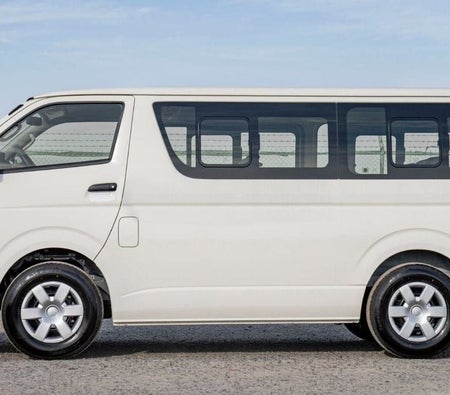 Toyota Hiace 2024, photo 4 of 4