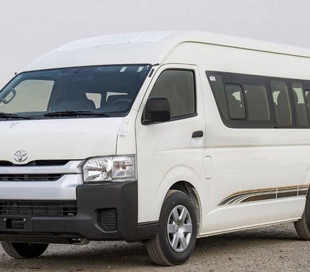 Toyota Hiace 2025, photo 1 of 4