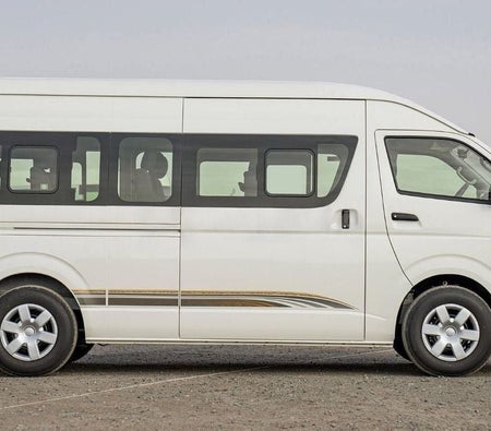 Toyota Hiace 2025, photo 4 of 4
