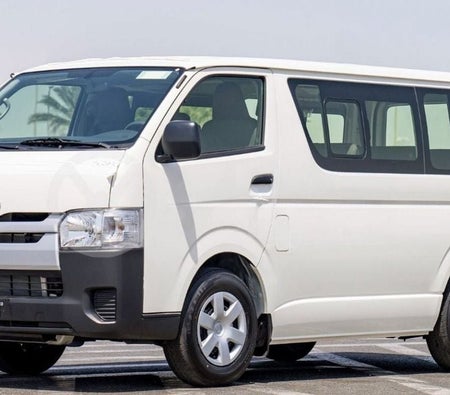 Toyota Hiace 2025, photo 1 of 4