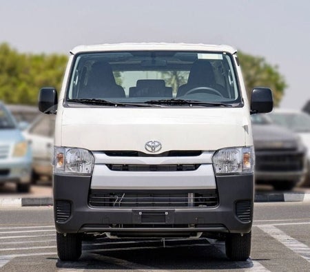 Toyota Hiace 2025, photo 2 of 4