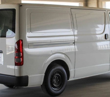 Toyota Hiace 2025, photo 4 of 4