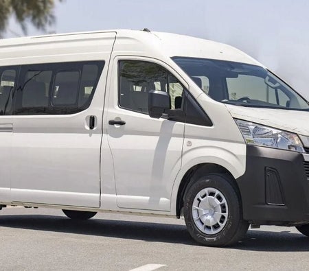 Toyota Hiace 2025, photo 1 of 4