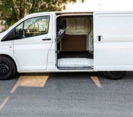 Toyota Hiace 2025, photo 4 of 4