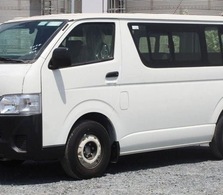 Toyota Hiace 2025, photo 1 of 4