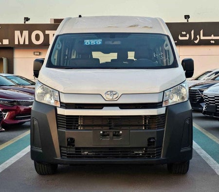 Bianca Toyota Hiace 2025