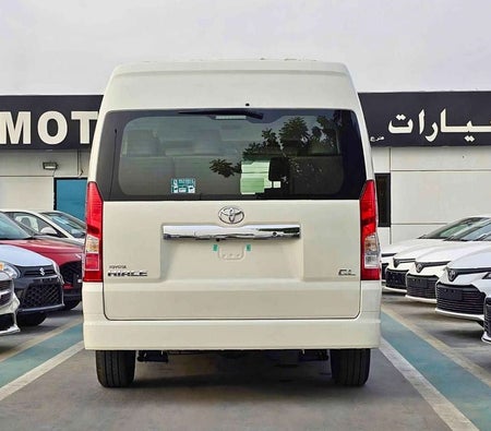 Bianca Toyota Hiace 2026