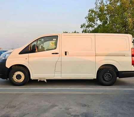 Bianca Toyota Hiace 2026