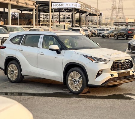 Toyota Highlander 2026, photo 3 of 4