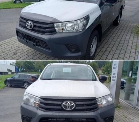 Toyota Hilux 2023, photo 2 of 4