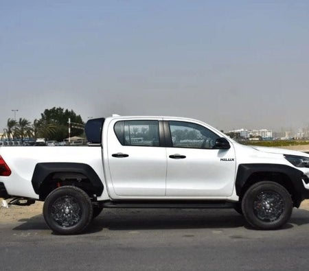 Toyota Hilux 2024, photo 3 of 4