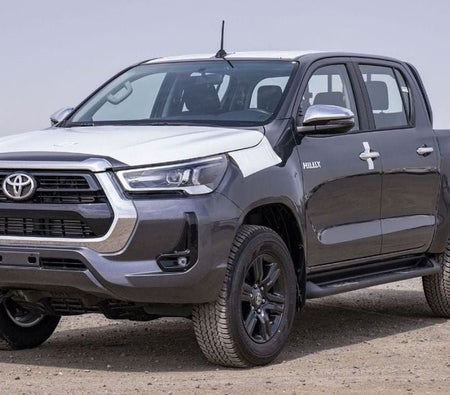 Toyota Hilux 2024, photo 2 of 4