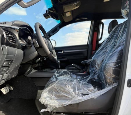 Toyota Hilux 2025, photo 4 of 4