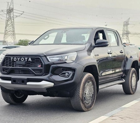 Toyota Hilux 2025, photo 2 of 4