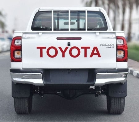 Toyota Hilux 2025, photo 4 of 4