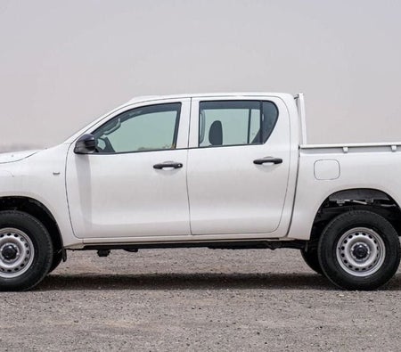 Toyota Hilux 2025, photo 4 of 4