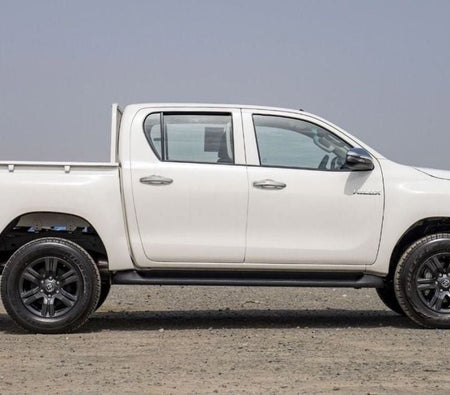 Toyota Hilux 2025, photo 4 of 4