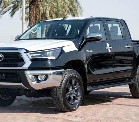 Toyota Hilux 2025, photo 3 of 4