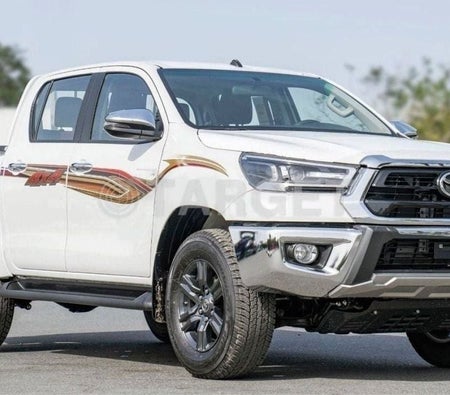 Toyota Hilux 2025, photo 2 of 4