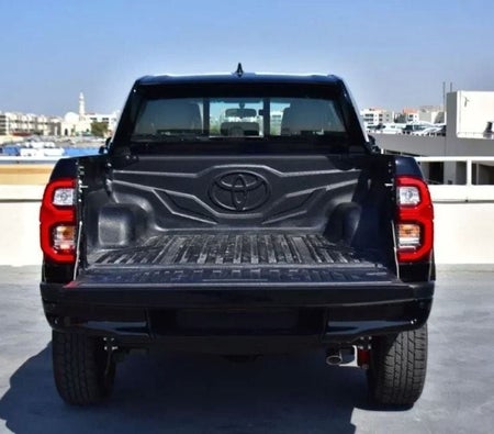 Toyota Hilux 2025, photo 3 of 4