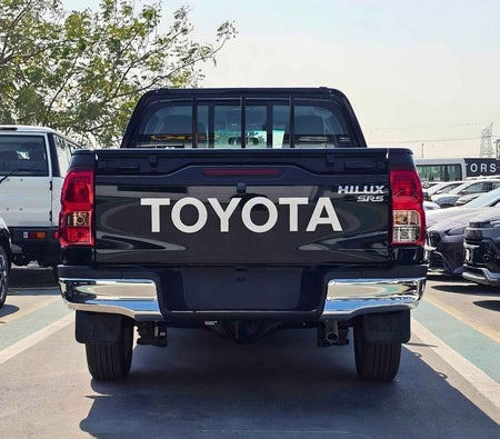 Nero Toyota Hilux 2025