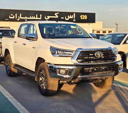 Bianca Toyota Hilux 2025